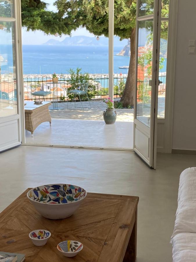 Villa Icelle Skopelos Town Sea View Swimming Pool Eksteriør bilde
